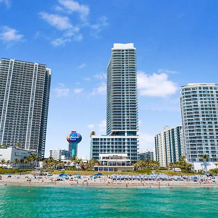 Beachfront Condo With Mesmerizing Views Χόλιγουντ Εξωτερικό φωτογραφία